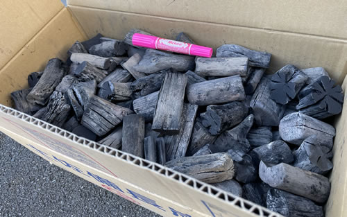 【豊栄燃料】土佐備長炭 大きめバラ12kg燃料用白炭 純国産品 高火力、長時間燃焼、灰少、煙少、焙煎、火鉢、BBQバーベキュー【炭火初級~飲食店向】備長炭専門店 豊栄ほうえい