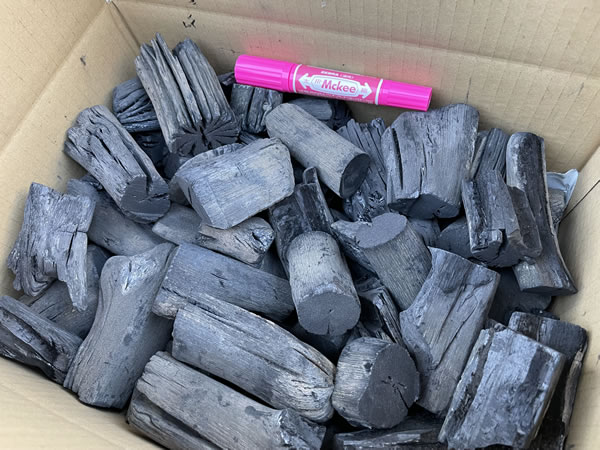 【豊栄燃料】土佐備長炭 大きめバラ5kg燃料用白炭 純国産品 高火力、長時間燃焼、灰少、煙少、焙煎、火鉢、BBQバーベキュー【炭火初級~飲食店向】備長炭専門店 豊栄ほうえい