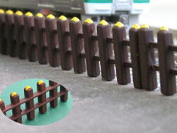 鉄路柵(古枕木)(着色済み) [2503](JAN：4946950250309)