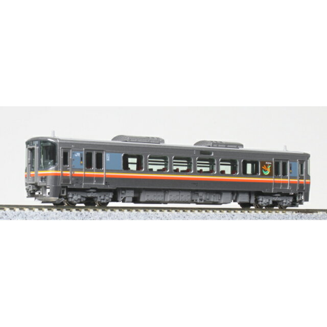 ●姫路鉄道部所属車両がプロトタイプ。モーター付+モーターなしの2両セットでリリース ●223系・521系に通じる前面形状と大きな窓を持つ明快な側面の近代的なデザインを的確に再現 ●客扉下部にある張り出しを再現 ●スカート下部の電連用欠き取りがなく、左右の点検穴を塞いでいない形状を再現 ●連結部はボディマウント密連形(フックなし)採用、先頭部・最後部はダミーカプラーを装備。交換用連結カプラー付属 ●台車にはスノープロウ取付済 ●フライホイール付動力ユニット搭載、トラクションタイヤ非装備 ●ヘッドライト/テールライト、前面表示点灯(消灯スイッチ付) ●行先表示シール付属 ●付属品:行先表示シール、交換用前面表示(無地)&times;2両分、交換用連結カプラー、交換用ダミーカプラー・ダミーカプラー取付台&times;各1個