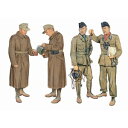 ドラゴン 1/35 WW.II ドイツアフリカ軍団 DAK 戦車兵&コートを着た兵士 リビア 1941 プラモデル DR6693