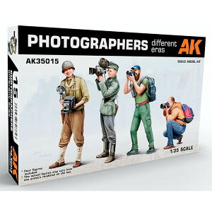 AKインタラクティブ 1/35 戦場カメラマンフィギュアセット AK35015