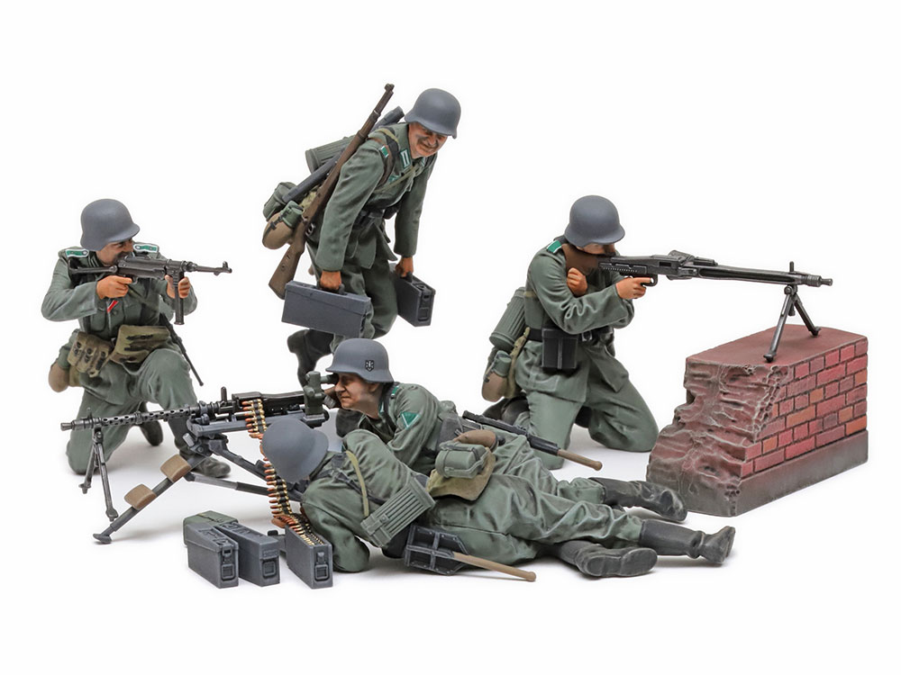 タミヤ 1/35MM ミリタリーミニチュアシリーズ No.386 ドイツ機関銃チーム （大戦中期） 35386