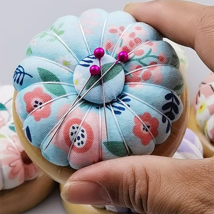 針山 針刺し 裁縫 木土台 花柄 かわいい 磁石 洋裁 マグネット フラワー 手芸 かぼ...