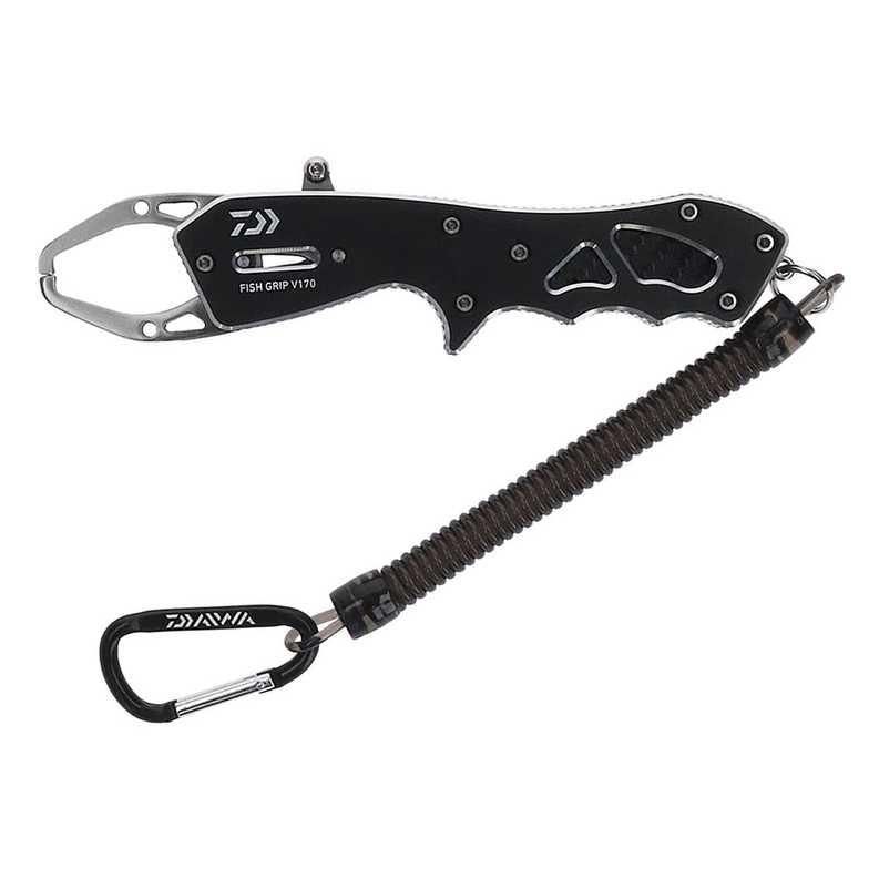 両開き構造で魚をホールドしやすい「フィッシュグリップV」 トリガー部を引くだけで爪部を開き、魚をホールド 持ちやすいデザイン形状 ステンレス製フック部で小型から中型の魚まで対応 【V130K】使用方法 本体をしっかり握り、フック開閉スライド...