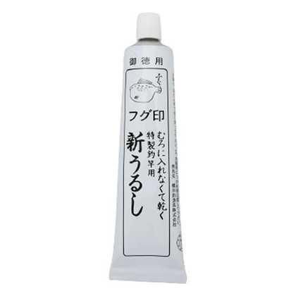 サクラ 御徳用品 ウルシ クリヤー (塗料) 容量: 40g 元祖ふぐ印新うるしは、五十年以上も前に開発された塗料。 使いやすい一液性で、本うるしの質感に近い植物由来の樹脂。 かぶれず、ムロのいらずの新感覚の塗料。 油に強く、耐アルカリ・耐酸性・耐水性・耐熱性に優れている。 そのまま塗っても、模様を描いても、本うるしのように磨きがきく。 研ぎ出しても本うるしにも負けないキメ細かさと色艶を出す。 釣竿やルアー製作、陶器や各種工芸品、革製品や金属などに使用可能。
