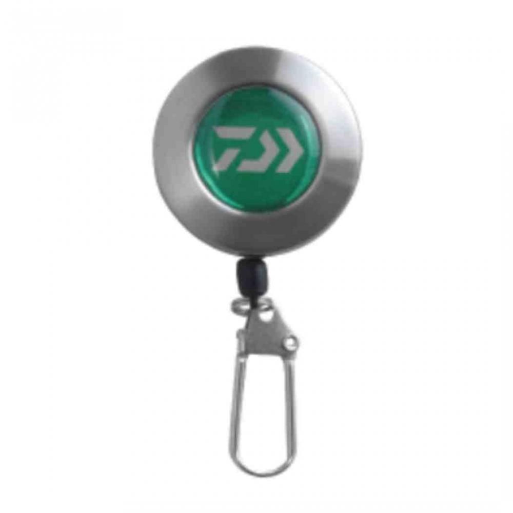 作業時に便利なピンオンリール。手を伸ばしての作業をサポートします。 堅牢で錆びに強いステンレス製ボディ スムーズにヒモを伸ばせる回転式 オーソドックスなピンタイプ スペック カラー: グリーン メーカー品番: 04940204