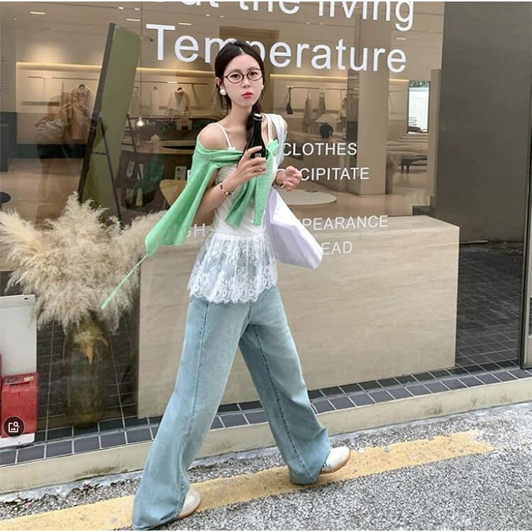 微笑みshop楽天市場店の春 レース 見せる 綿 トップス レイヤード きれいめ 透け感 重ね着 フェミニン キャミソール 体型カバー 夏 インナー 綿 白 レイヤードキャミソール 黒 お尻が隠れる キャミ インナー 付け裾 裾フレア レース切り替え 秋 冬｜アングル3
