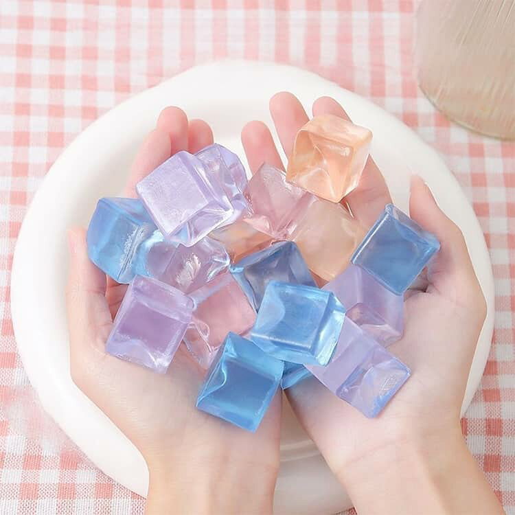 30個入り ストレス解消 氷 スクイーズ 握る アイス TPR 6色ランダム発送 30個入り おもちゃ かわいい 透明 玩具 ゼリー 夏祭り 景品 握る玩具 小学生 おもしろ 触感 可愛い 減圧 面白い シールに貼る もちもち ぷにぷに 可愛い プレゼント hohoemi9-10005486 微笑みshop楽天市場店 サンプル画像2