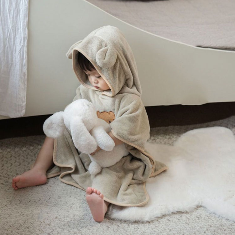 ベビーバスローブ フード付き バスローブ バスタオル ベビー キッズ 子供用 バスポンチョ バスタオル マイクロファイバー ふんわり 吸水速乾 赤ちゃん こども 子供 バスローブ ガウン プール タオル ボタン付き ワンオペ 男の子 3