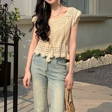 2024夏の新作婦人服デザイン感スリムスリムで小人数向けの甘いレースフックの透かし彫りのシックなトップス