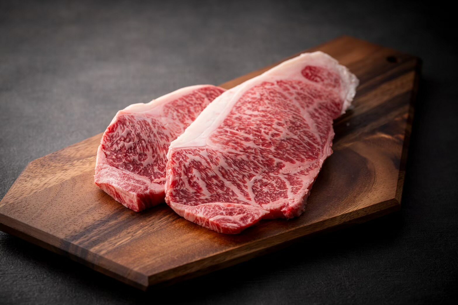ほろかない 和牛 サーロインステーキ 200g×1個 希少 道産 柔らかい ジューシー お肉 ギフト 市村ファーム