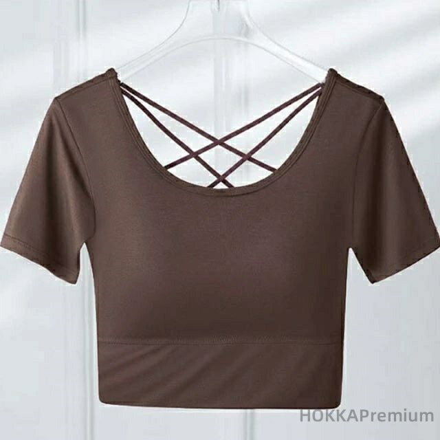 【送料無料】カップ付き レディース 半袖 ヨガtシャツ ピラティス ウェア ショート丈 シンプル パッド付き 無地 へそ出し ストラッピー スポーツウェア フィットネス 2