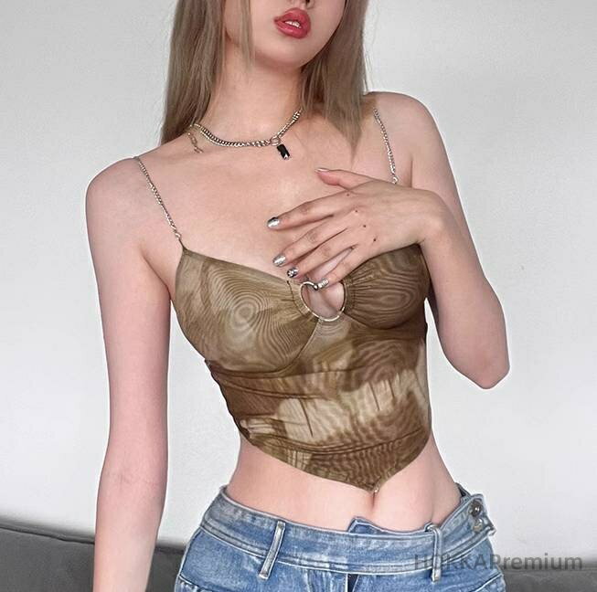 Camisoles - 【送料無料】大人可愛い かわいい 薄手 チェーン ストリート 襟なし キャミソール 袖なし クロップド丈 インナー トップス レディース