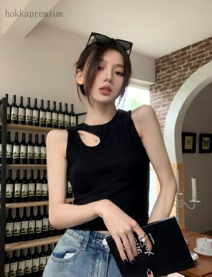 【送料無料】Tシャツ　トップス　カットソー　無地　シンプル　　レディース　　ガールズ　ストリート　個性的　奇抜　韓国ファッション　人(4.0)