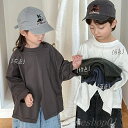 【送料無料】子供の春の新作無地長袖Tシャツ、男の子と女の子用、シンプルなスタイルのスリットボトムシャツ