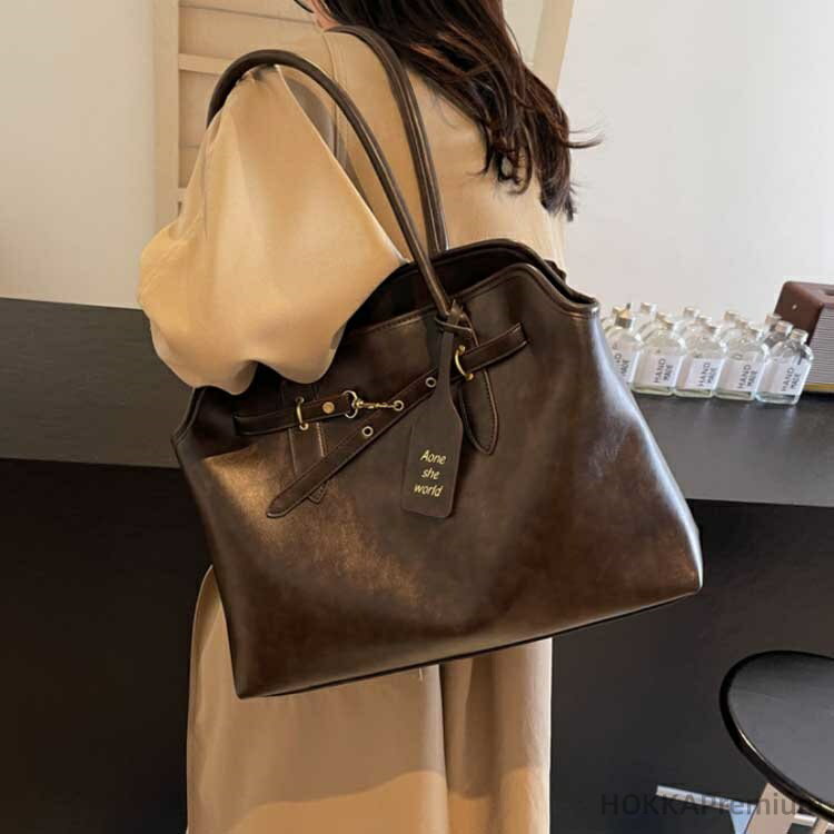 【送料無料】おしゃれ 大人 大きめ おしゃれ 肩掛け ファスナー付き 鞄 ビジネスバッグ 革 a4 メンズ ..