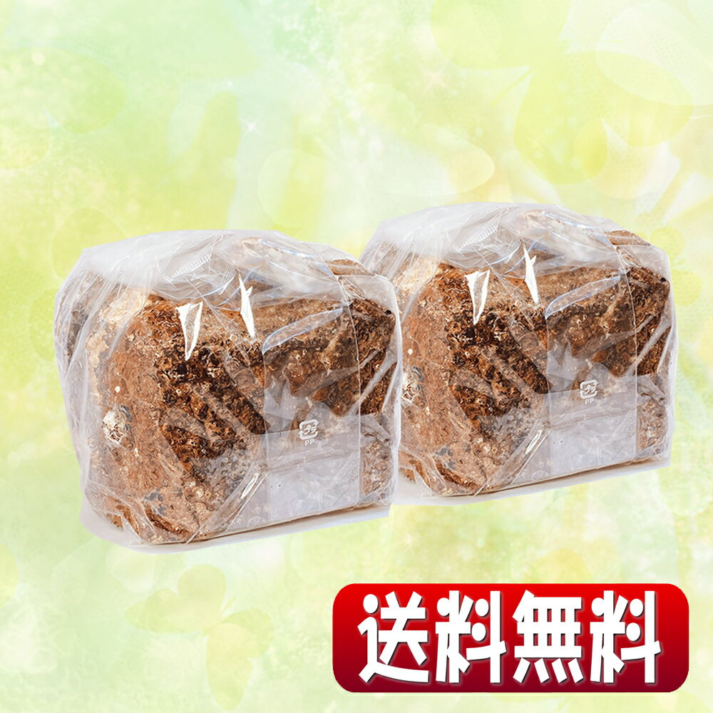 新発売！新登場！ 「おうちできのこ狩り！ しいたけ栽培キット×2個セット 」 うま味成分2倍のしいたけ栽培キット 美味しいしいたけを食べて下さい。 　 【名称】　シイタケ（キシメジ科シイタケ属） 家庭用きのこ栽培キット 室内でシイタケ栽培が楽しめるキットです。 おおよそ1週間程度でシイタケが発生してきます。 きのこと言えば、マツタケは別格にしてもやはりシイタケ（椎茸）でしょう。 手軽に室内でしいたけ栽培を楽しむことができます。 送料無料です。 きのこ栽培のスターター セットとして、 キッチンガーデニングにも最適です。 栽培可能な回数（発生操作回数）は、通常3回程度。1回の発生サイクル（収穫→浸水→休養→発芽→収穫）はおおよそ一ヶ月が目安になります。 アイテム 栽培可能時期 栽培の簡便度 しいたけ 9月～翌年5月 ☆☆☆☆☆ 仕　様 仕　様 秋から翌年5月末まで栽培できる品種です。 内　容 本体：長13センチ程度、幅10センチ、高10センチ程度 重量1.2キロ程度　2個 材料：国産広葉樹オガ、栄養材、シイタケ菌 製造・生産地 岩手県 付　属　品 栽培手引書×2、保温保湿用ポリ袋×2 ご　注　意 しいたけ品種は種苗法で保護されています。 しいたけを栽培する以外の目的でのご使用はお止め下さい。 幼児の手の届かないところで管理してください。