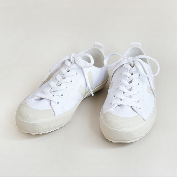 VEJA ヴェジャNOVA ノヴァWhite Pierre / 