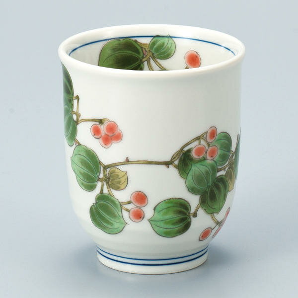 九谷焼 湯呑み 山帰来 AP8-0600