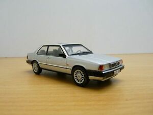 volvo 780 coupe bertone gris metallise 143ボルボeカットグレー※注意※NYからの配送になりますので2週間前後お時間をいただきます。人気の商品は在庫が無い場合がございます。ご了承くださいませ。サイズの種類の商品は購入時の備考欄にご希望のサイズをご記載ください。　携帯メールでの登録ですと楽天からのメールが届かない場合がございます。