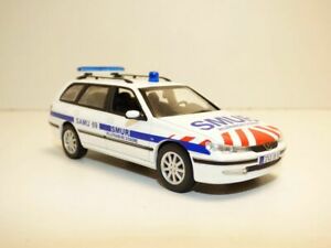 【送料無料】ホビー　模型車　車　レーシングカー プジョーヴィルフランシュシュールソーヌpeugeot 406 ambulance smur villefranche sur saone 143