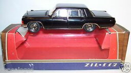 【送料無料】ホビー　模型車　車　レーシングカー ソソリムジンラドンボックスrare radon made in ussr urss cccp zil limousine noire ref 117 143 in box bis