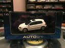 【送料無料】ホビー 模型車 車 レーシングカー フォルクスワーゲンゴルフキャンディホワイトボックスautoart volkswagen golf mk5 2003 candy blanc 143 en parfait etat, dans sa boite 59774