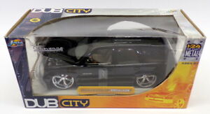 【送料無料】ホビー　模型車　車　レーシングカー ダブシティスケールキャデラックjada dub city echelle 124 53659 2002 cadillac escaladenoir