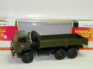 【送料無料】ホビー　模型車　車　レーシングカー カマストラックロシアelicon kamaz 5325 camion plat..