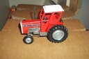 【送料無料】ホビー 模型車 車 レーシングカー マッシーファーガソンボックスbritains 132 massey ferguson 290 conversio...