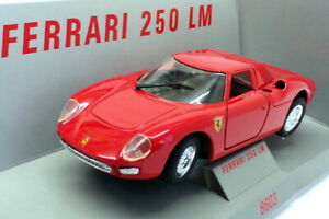 【送料無料】ホビー　模型車　車　レーシングカー スケールモデルフェラーリrevell 124 scale model car 8603 ferrari 250 lm red