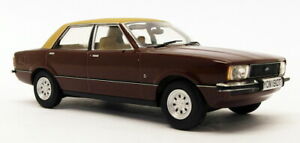 【送料無料】ホビー 模型車 車 レーシングカー スケールフォードギアローマブロンズvanguards 143 scale va11900 ford cortina mkiv 20 ghia roman bronze