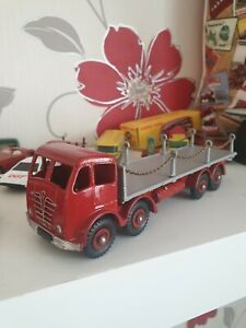 ホビー　模型車　車　レーシングカー チェーンプラトーdinky toys foden plateau a chaines meccano restaure