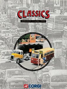 【送料無料】ホビー　模型車　車　レーシングカー カタログレビューパンフレットcatalogue corgi toys ..