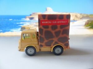 【送料無料】ホビー 模型車 車 レーシングカー コーギーキリンエディションcorgi toys 503 bedford giraffe transporter daktari edition