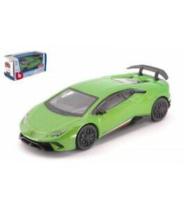 ホビー　模型車　車　レーシングカー ランボルギーニグリーンlamborghini huracan performante mantis green 143