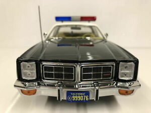 【送料無料】ホビー 模型車 車 レーシングカー ダッジモナコターミネータ118 greenlight 19042 dodge monaco avec terminator