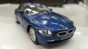 ホビー　模型車　車　レーシングカー カットモデルミニチュアカーbmw z4 coupe bleu kinsmart jouet modele 132 miniature voiture cadeau ouvert