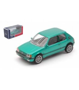 【送料無料】ホビー　模型車　車　レーシングカー プジョーメタリックグリーンpeugeot 205 gti metallic green 164