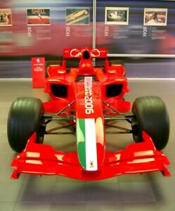 【送料無料】ホビー　模型車　車　レーシングカー デカールコレクションフェラーリバドエルトリノdecal museum collection ferrari f2005 badoer ceremonie ouverture jo turin 2006