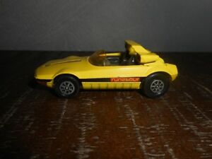 ホビー　模型車　車　レーシングカー カーコーギーラナバウトvoiture corgi toys bertone runabout barchetta n 25