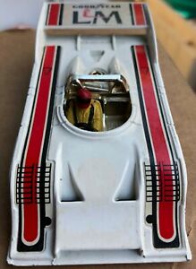 ホビー　模型車　車　レーシングカー コーギービンテージポルシェアウディスカラビアンココンレースカーcorgi toys vintage porsche audi 136 scala bianco con righe rosse race car