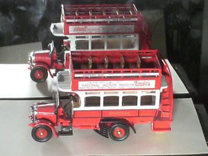 【送料無料】ホビー　模型車　車　レーシングカー オムニバスダブルデッキコーギー