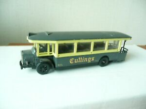 【送料無料】ホビー　模型車　車　レーシングカー ルノーバスsolido renault bus 150