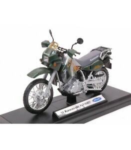 【送料無料】ホビー　模型車　車　レーシングカー 7ユビキタスネットワークkawasaki klr 650 118