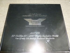 【送料無料】ホビー　模型車　車　レーシングカー コーギーアーカイブハリファックスcorgi aviation ar..