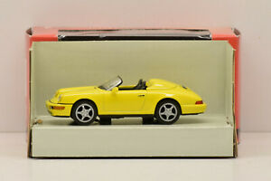 ホビー　模型車　車　レーシングカー ポルシェモデルジュニアラインボックスporsche 964 speedster yellow schuco junior line 143 etat neuf en boite