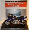 【送料無料】ホビー 模型車 車 レーシングカー オートバイナビゲータサポートmaisto metal 118 moto motorcycle cagiva navigator 1000 avec support(3)