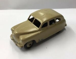 ホビー　模型車　車　レーシングカー ビンテージvintage dinky toys vanguard restaurerepeinte 9 cm de longueur